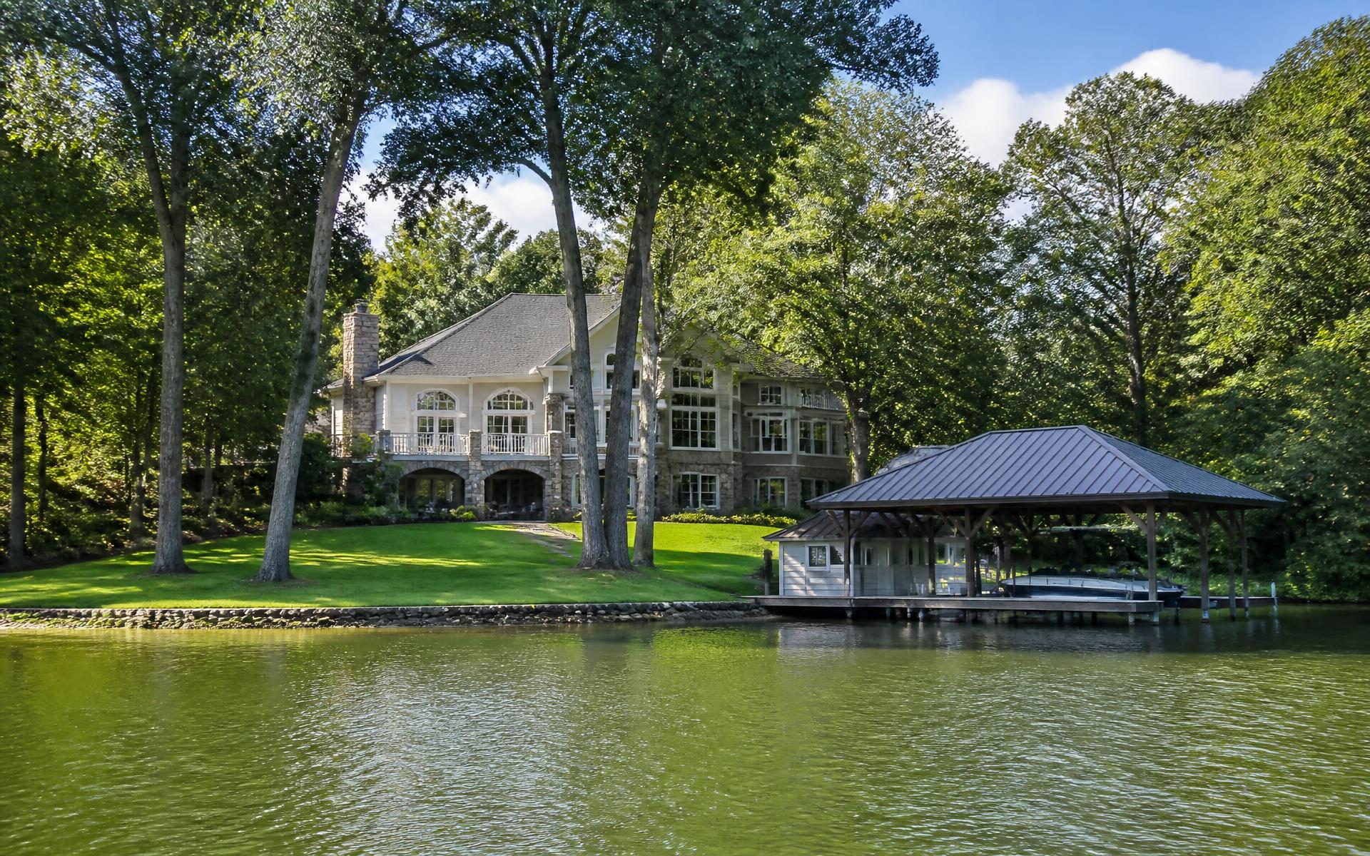 Waterfront home with a private dock on Mountain Island Lake